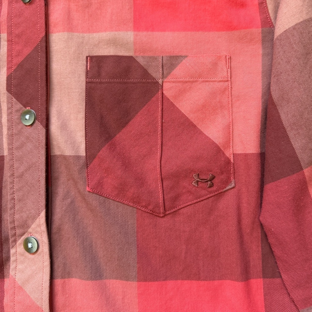 Under Armour UA Women's Tradesman Fitted Button Down Red Plaid Shirt Size Medium - Picture 7 of 14